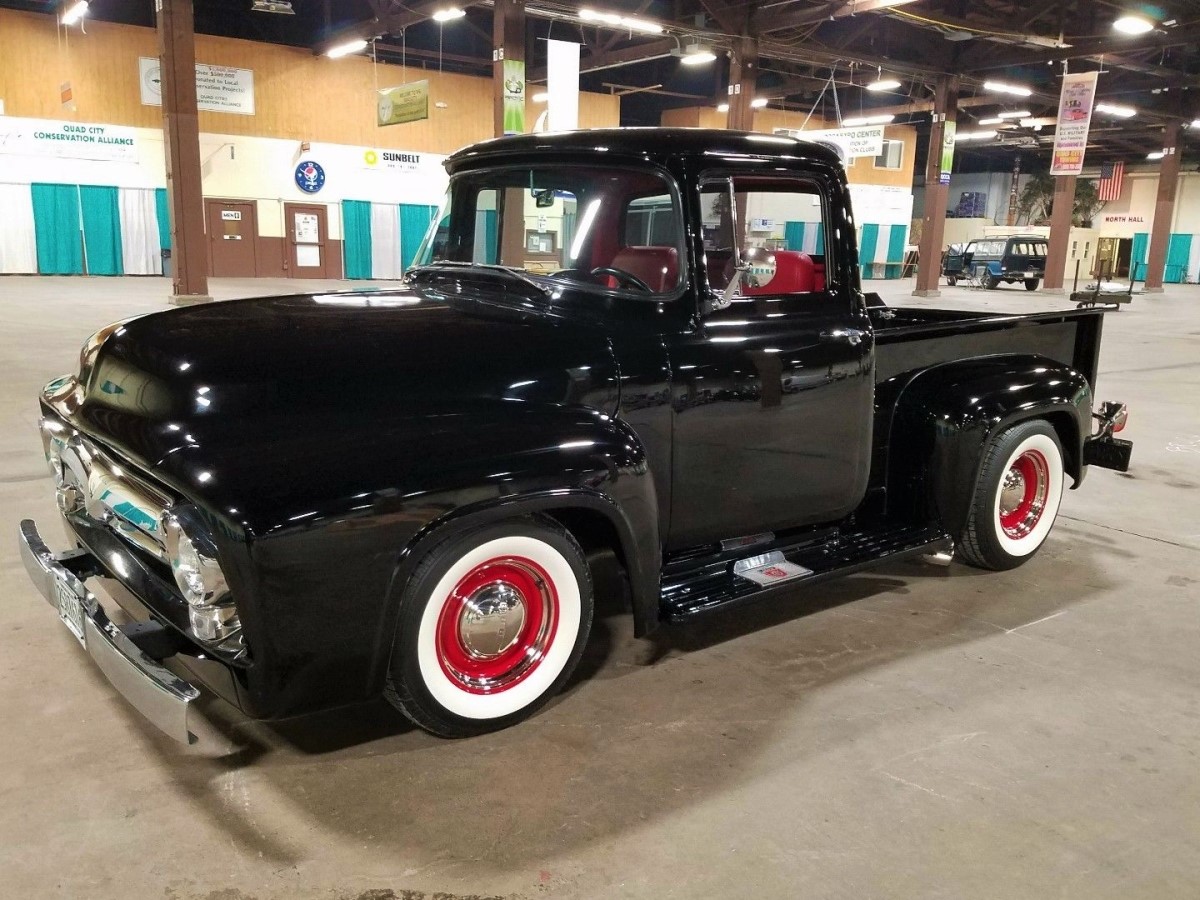 '56 Ford Show Truck